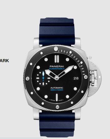 Panerai Submersible 42mm Replica Watch PAM00683 CAOUTCHOUC DARK BLUE